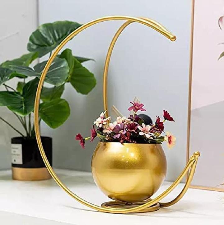 Modern Gold Geometric Flower Vase Half Moon Design Flower Pot Stand